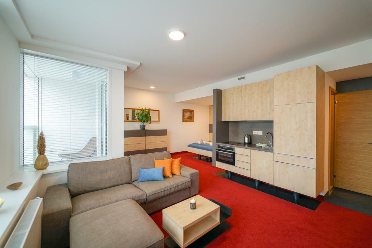 Zora Exclusive Apartment Bratislava Extérieur photo