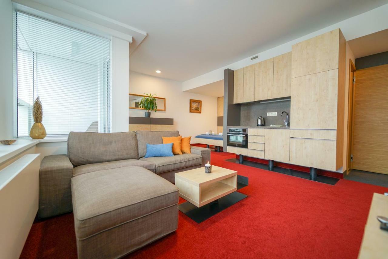 Zora Exclusive Apartment Bratislava Extérieur photo